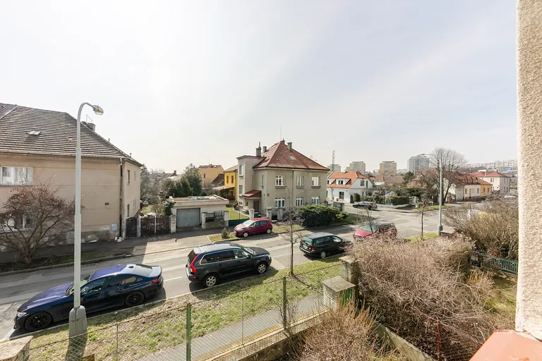 Veltěžská, Kobylisy - Praha 8 | Predaj, Rodinný dom, 5-izbový, 101 m²
