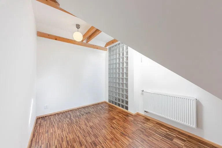 Štefánikova, Velké Popovice - Praha-východ | Predaj, Rodinný dom, 7-izbový, 331 m²