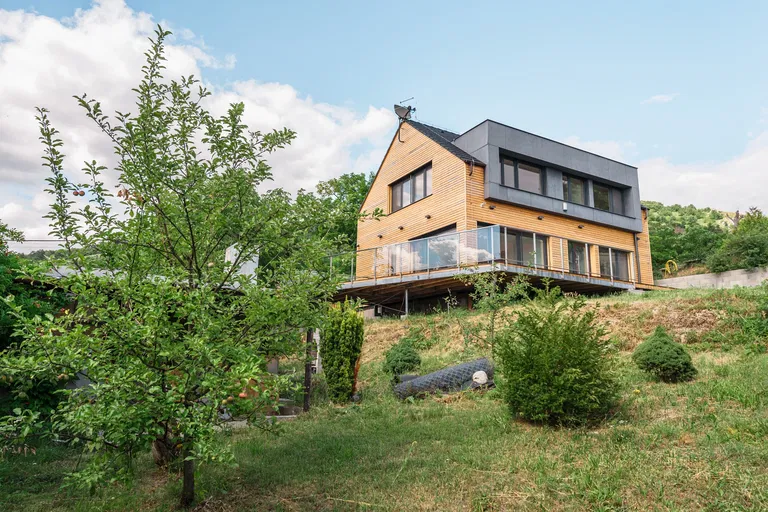 Kremeľská, Devín - Bratislava IV | Sale, House, Three-bedroom (4+1), 208 m²