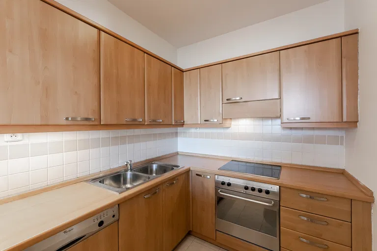 Holečkova, Smíchov - Praha 5 | Prenájom, Byt, 2-izbový, 82 m²
