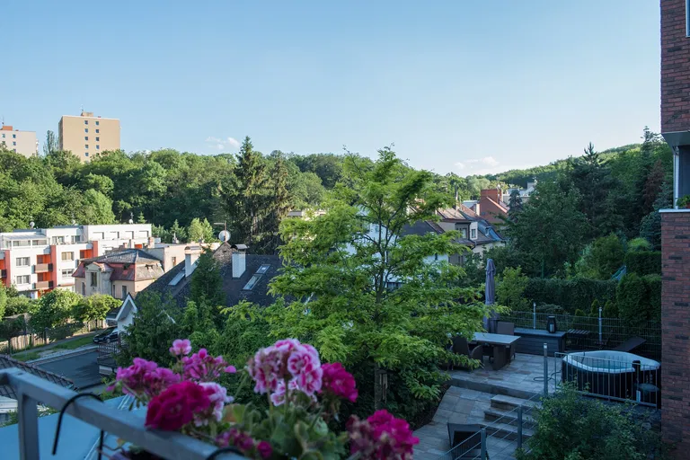 U Vojanky, Košíře - Prague 5 | Sale, Apartment, Two-bedroom (3+kk), 106 m²