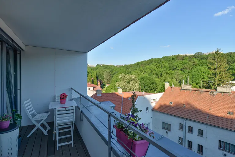 U Vojanky, Košíře - Prague 5 | Sale, Apartment, Two-bedroom (3+kk), 106 m²