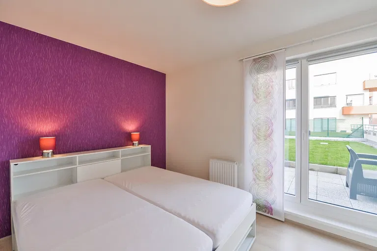 V Háji, Holešovice - Praha 7 | Prenájom, Byt, 2-izbový, 120 m²