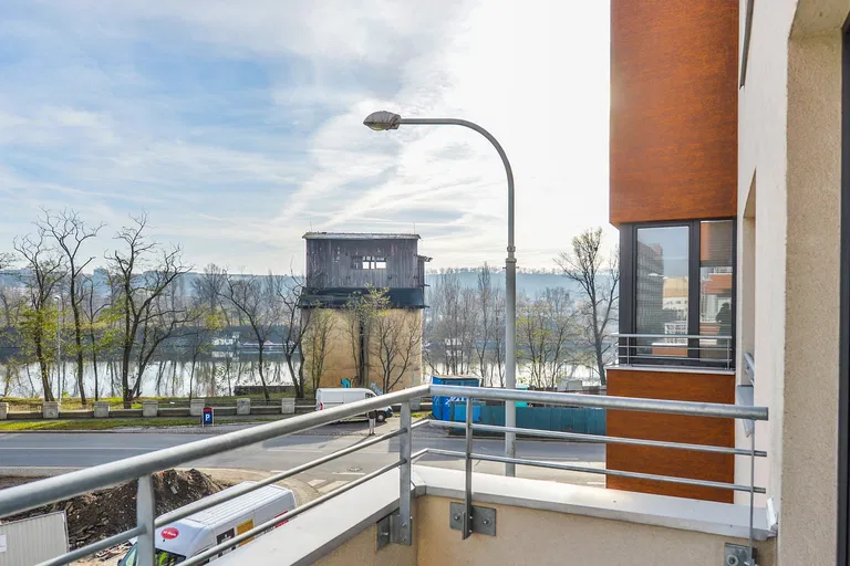 V Háji, Holešovice - Praha 7 | Prenájom, Byt, 2-izbový, 120 m²