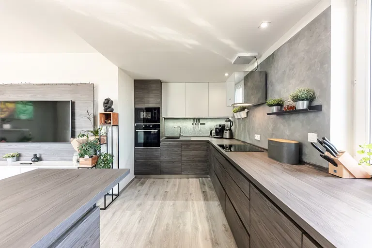 Želetická, Zličín - Prague 5 | Sale, Apartment, Two-bedroom (3+kk), 129 m²
