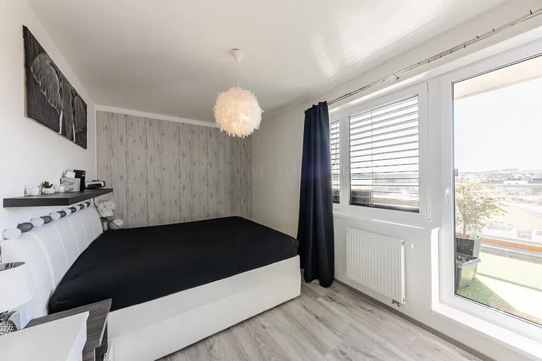 Želetická, Zličín - Prague 5 | Sale, Apartment, Two-bedroom (3+kk), 129 m²