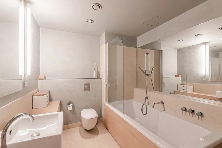 Rohanské nábřeží, Karlín - Prague 8 | Sale, Apartment, Two-bedroom (3+kk), 126 m²
