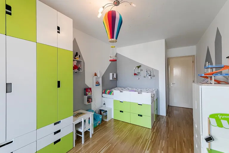 Rohanské nábřeží, Karlín - Prague 8 | Sale, Apartment, Two-bedroom (3+kk), 126 m²