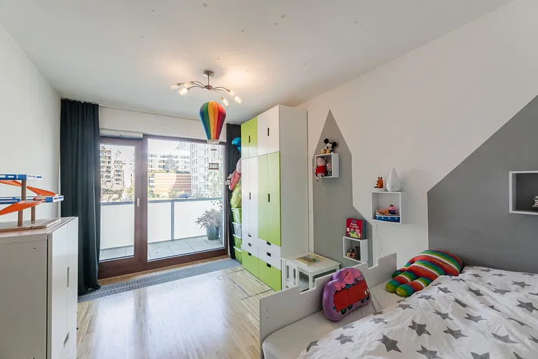 Rohanské nábřeží, Karlín - Prague 8 | Sale, Apartment, Two-bedroom (3+kk), 126 m²