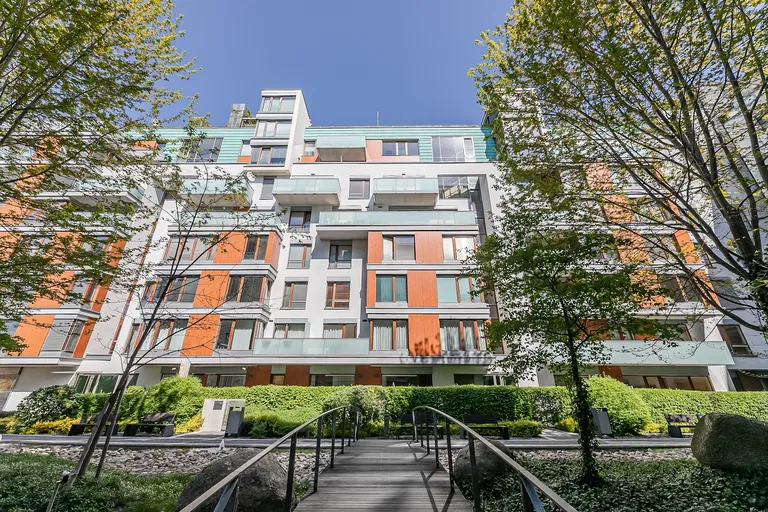 Rohanské nábřeží, Karlín - Prague 8 | Sale, Apartment, Two-bedroom (3+kk), 126 m²