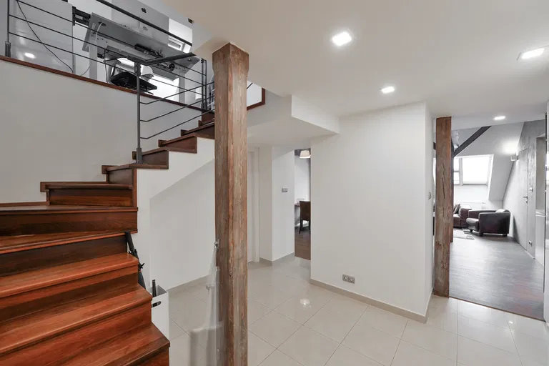 Vinohradská, Vinohrady - Praha 2 | Prenájom, Byt, 4-izbový, 160 m²