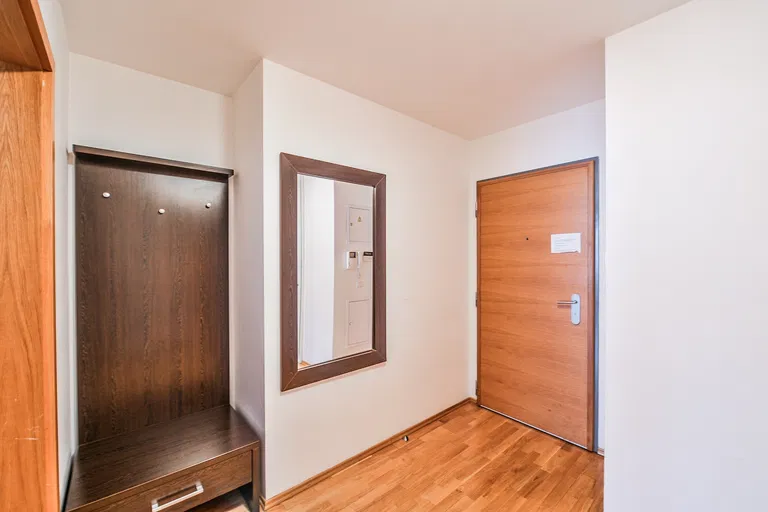 Karla Engliše, Smíchov - Praha 5 | Prenájom, Byt, 2-izbový, 68 m²