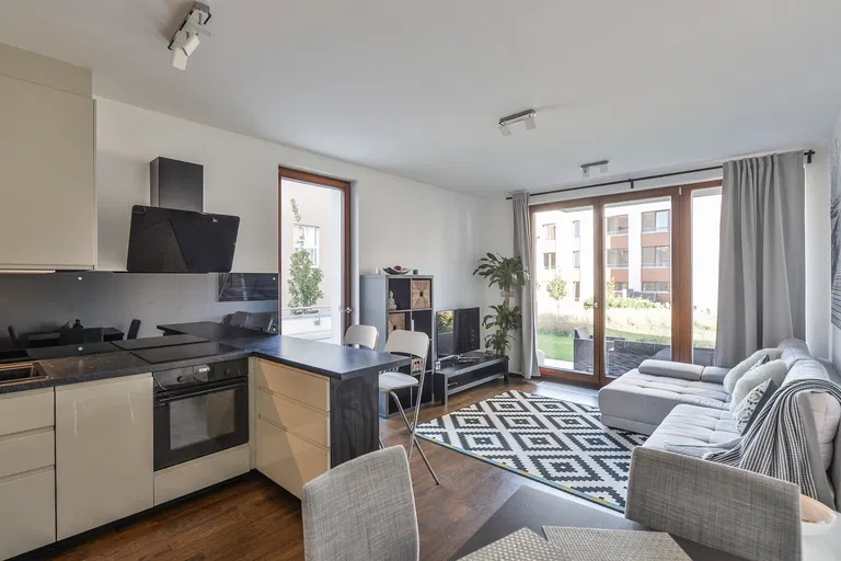 V Háji, Holešovice - Praha 7 | Prenájom, Byt, 2-izbový, 139 m²