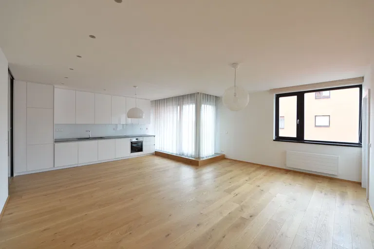 V Přístavu, Holešovice - Praha 7 | Prenájom, Byt, 3-izbový, 100 m²