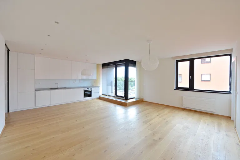 V Přístavu, Holešovice - Praha 7 | Prenájom, Byt, 3-izbový, 100 m²