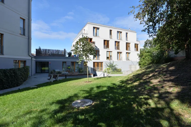 Pod Stadiony, Smíchov - Praha 5 | Prenájom, Byt, 3-izbový, 73 m²