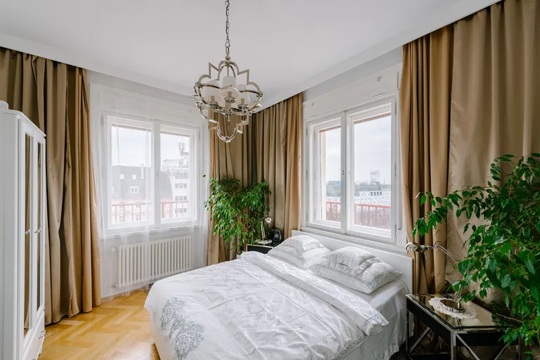 Hviezdoslavovo námestie, Staré Mesto - Bratislava I | Rent, Apartment, Two-bedroom (3+kk), 100 m²