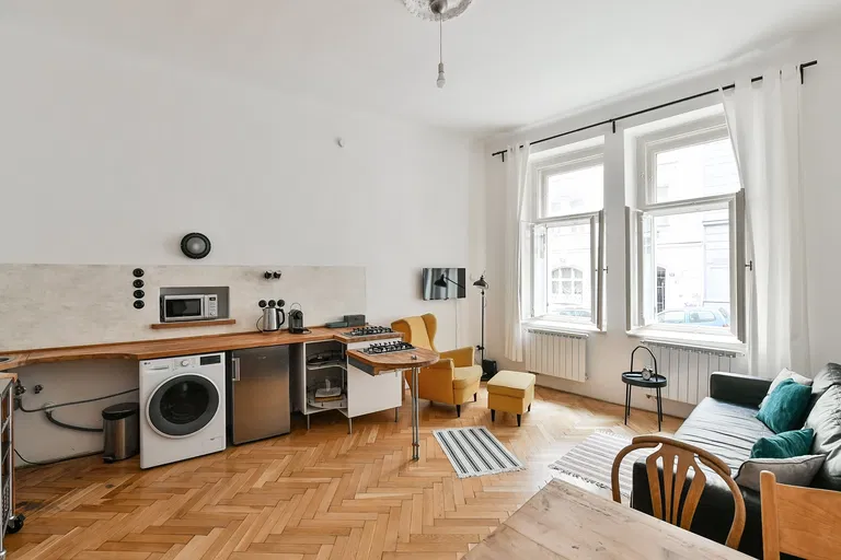 Řehořova, Žižkov - Prague 3 | Sale, Apartment, One-bedroom (2+kk), 45 m²