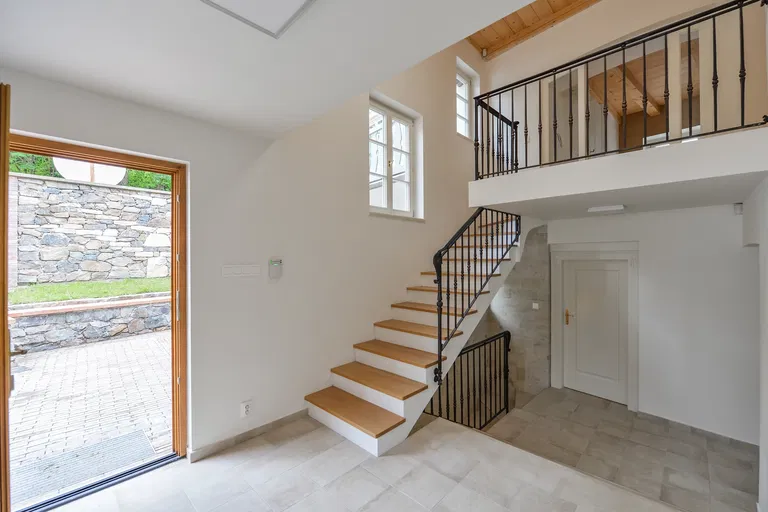 V Podbabě, Dejvice - Praha 6 | Prenájom, Rodinný dom, 5-izbový, 321 m²