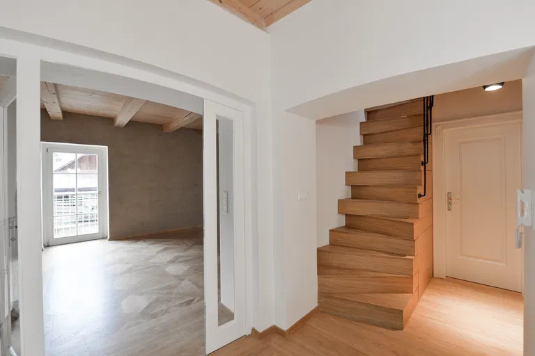 V Podbabě, Dejvice - Praha 6 | Prenájom, Rodinný dom, 5-izbový, 321 m²