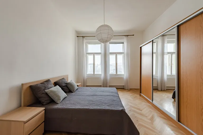 Trojanova, Nové Město - Praha 2 | Prenájom, Byt, 3-izbový, 115 m²