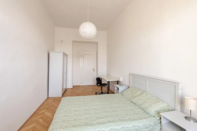 Trojanova, Nové Město - Praha 2 | Prenájom, Byt, 3-izbový, 115 m²