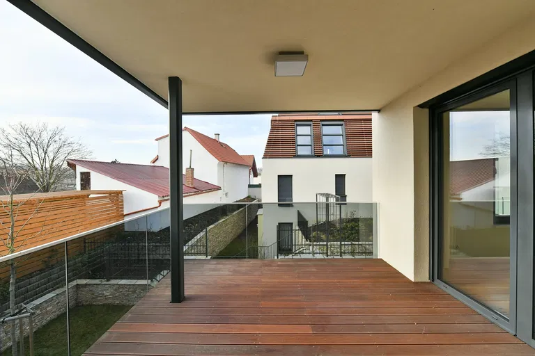 Pod Havránkou, Troja - Prague 7 | Sale, Apartment, Four-bedroom (5+kk), 172 m²