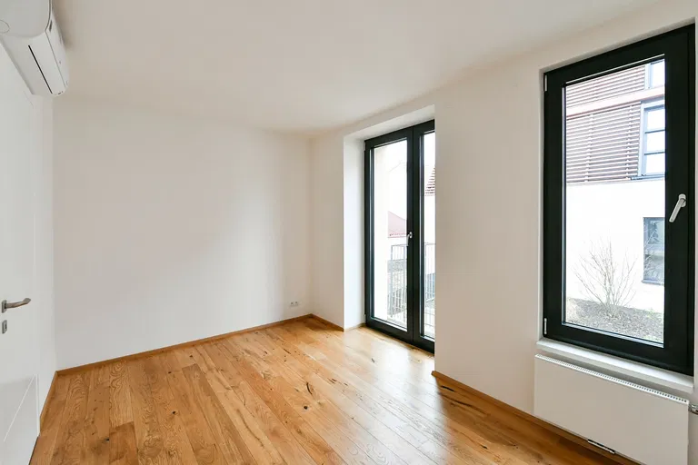 Pod Havránkou, Troja - Prague 7 | Sale, Apartment, Four-bedroom (5+kk), 172 m²