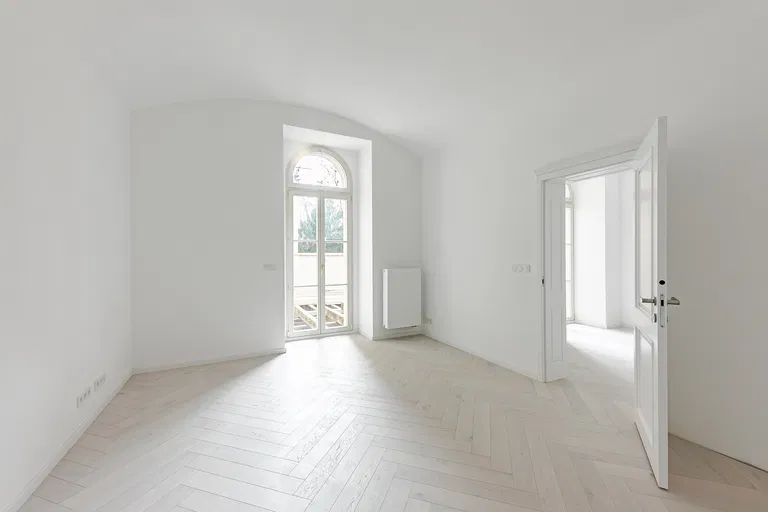 Mánesova, Vinohrady - Prague 2 | Sale, Apartment, One-bedroom (2+kk), 71 m²