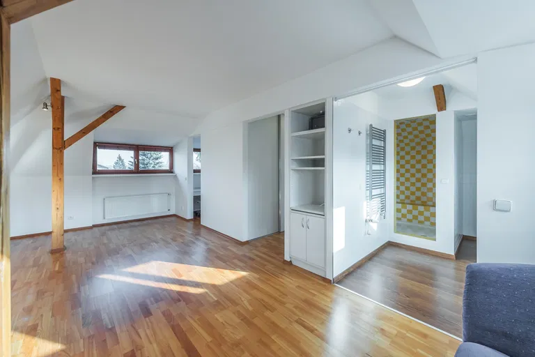 Sadová, Bílá Hora - Praha 6 | Predaj, Rodinný dom, 5-izbový, 266 m²