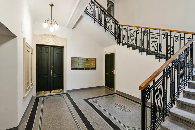 Pařížská, Josefov - Prague 1 | Rent, Apartment, Two-bedroom (3+1), 136 m²