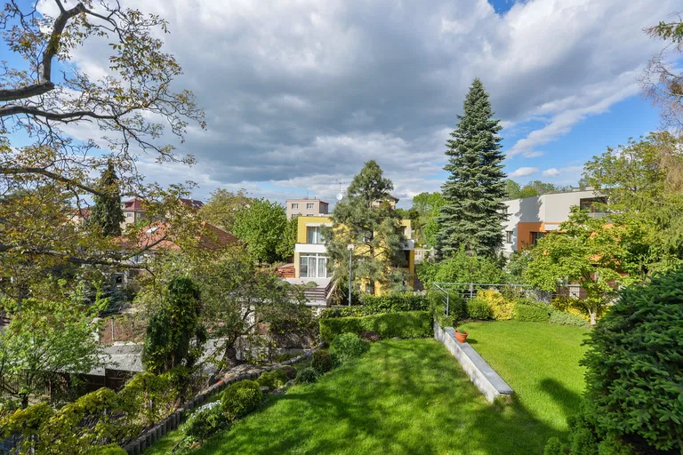 Sadová, Bílá Hora - Praha 6 | Predaj, Rodinný dom, 5-izbový, 266 m²