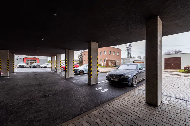 Ondreja Štefánka, Petržalka - Bratislava V | Predaj, Byt, 3-izbový, 100 m²