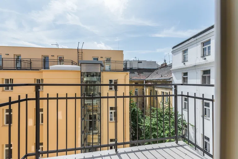 Myslíkova, Nové Město - Praha 2 | Prenájom, Byt, 2-izbový, 75 m²