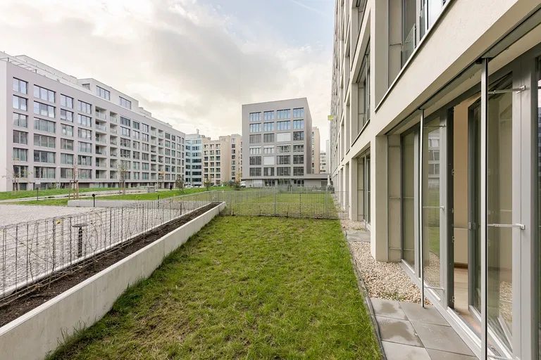 Za Karlínským přístavem, Karlín - Praha 8 | Prenájom, Byt, 3-izbový, 108 m²