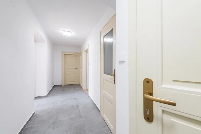 Na Struze, Nové Město - Prague 1 | Rent, Apartment, Three-bedroom (4+kk), 124 m²