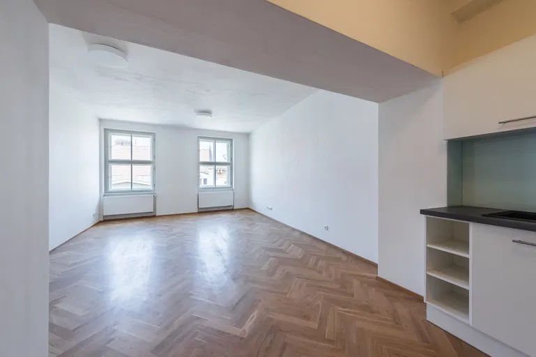 Myslíkova, Nové Město - Praha 2 | Prenájom, Byt, 2-izbový, 82 m²