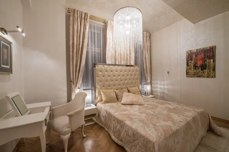 Masná, Staré Město - Praha 1 | Predaj, Byt, 3-izbový, 136 m²