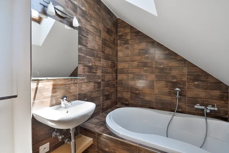 Mánesova, Vinohrady - Praha 2 | Prenájom, Byt, 4-izbový, 155 m²
