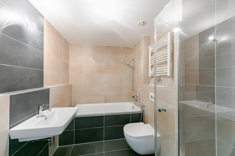 Mukařovského, Stodůlky - Prague 5 | Sale, Apartment, Three-bedroom (4+kk), 95 m²