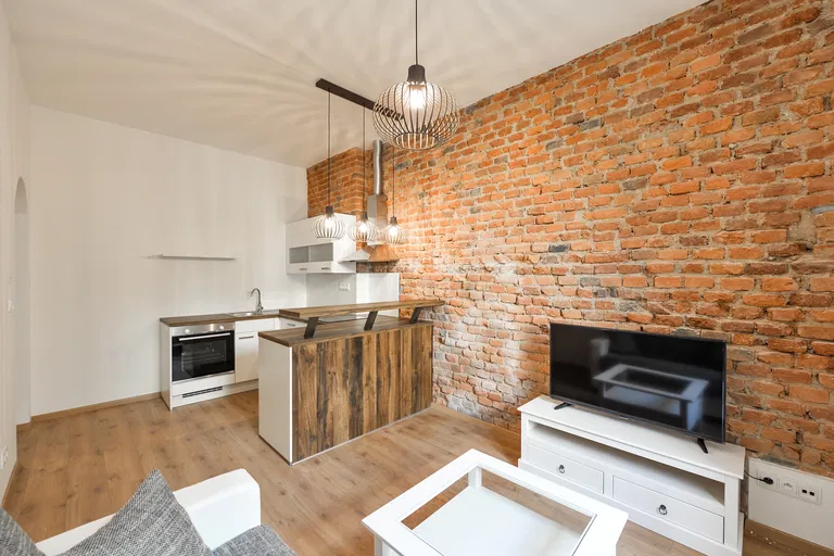 Orelská, Vršovice - Praha 10 | Prenájom, Byt, 2-izbový, 41 m²