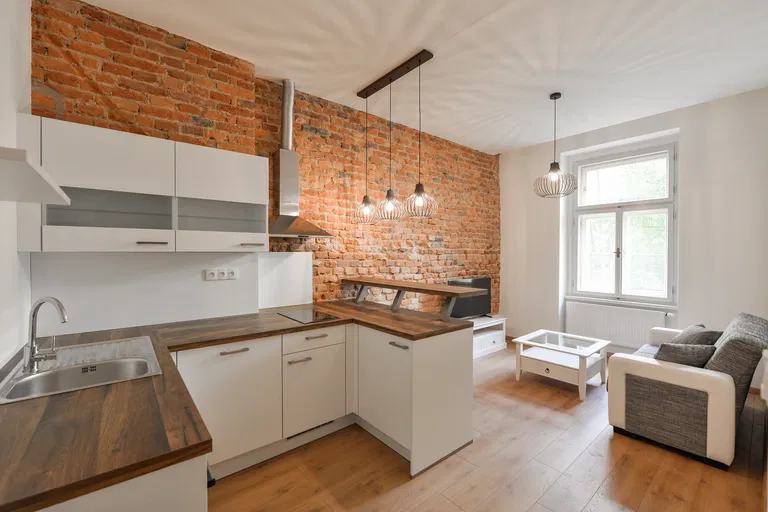 Orelská, Vršovice - Praha 10 | Prenájom, Byt, 2-izbový, 41 m²
