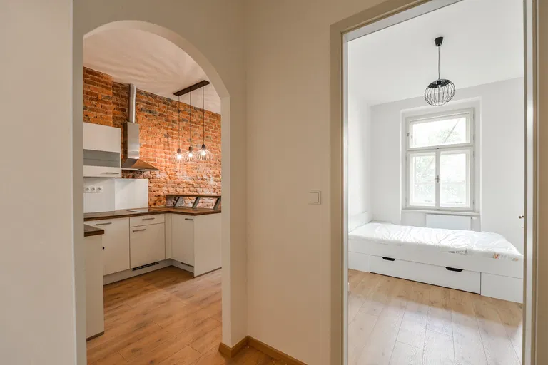 Orelská, Vršovice - Praha 10 | Prenájom, Byt, 2-izbový, 41 m²