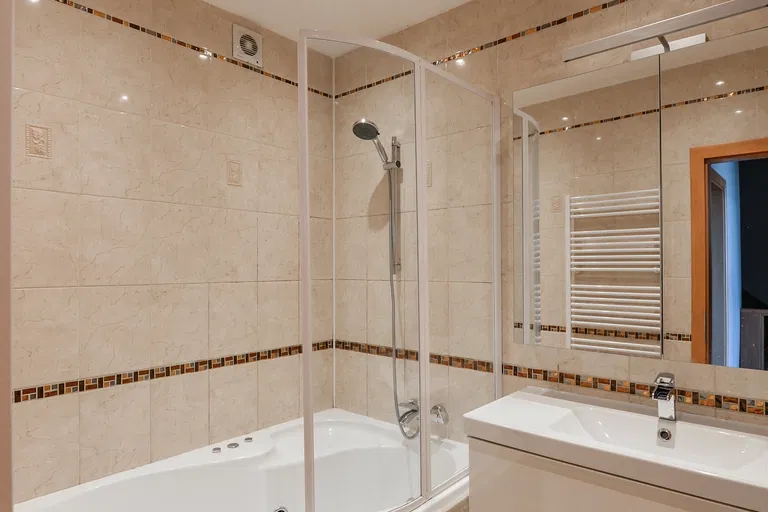 Na Ostrohu, Dejvice - Prague 6 | Sale, House, Five-bedroom (6+1), 243 m²