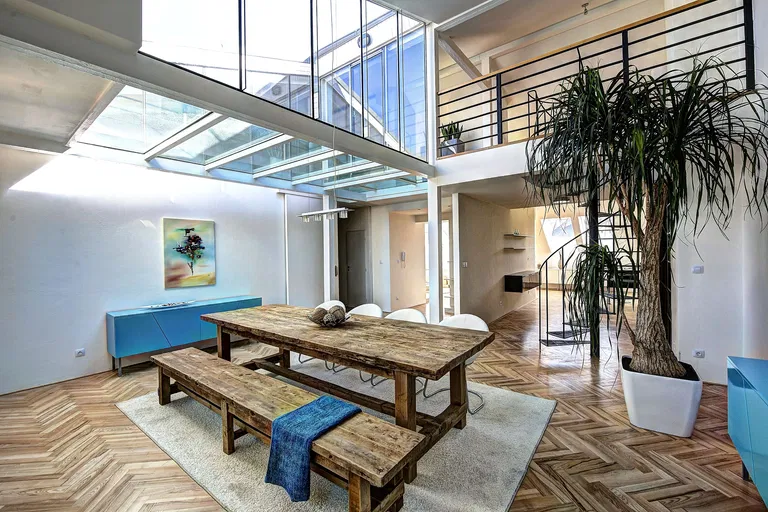Záhřebská, Vinohrady - Prague 2 | Sale, Apartment, Three-bedroom (4+kk), 268 m²