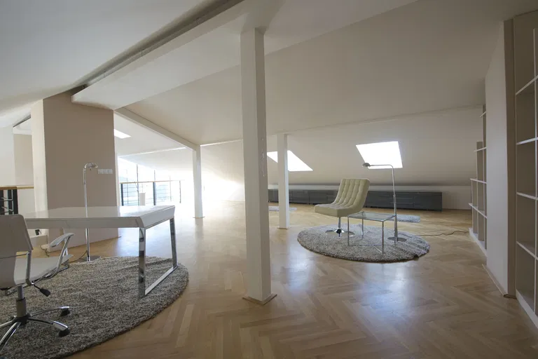 Záhřebská, Vinohrady - Prague 2 | Sale, Apartment, Three-bedroom (4+kk), 268 m²