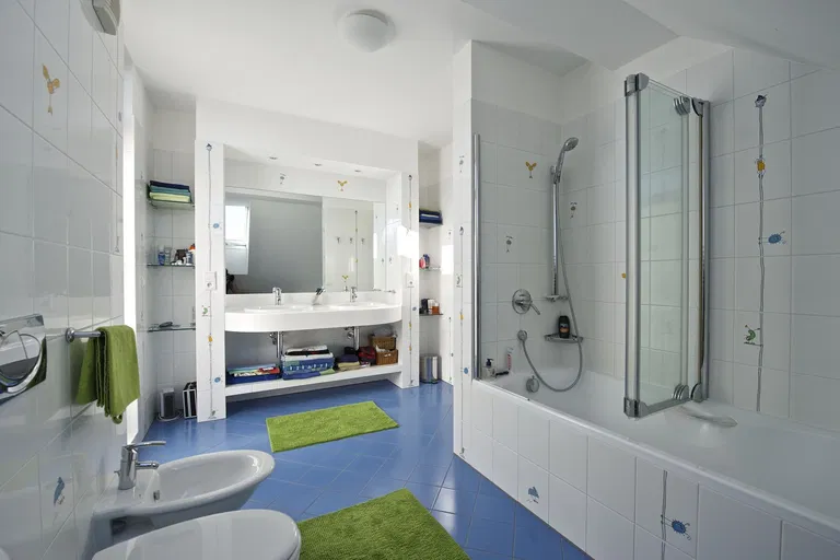 Starodvorská, Lysolaje - Praha 6 | Prenájom, Rodinný dom, 6-izbový, 409 m²