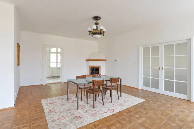 Ostrovní, Nové Město - Prague 1 | Sale, Apartment, One-bedroom (2+1), 111 m²