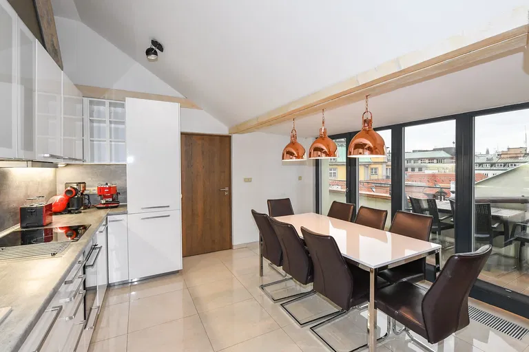 Templová, Staré Město - Prague 1 | Sale, Apartment, Three-bedroom (4+kk), 128 m²