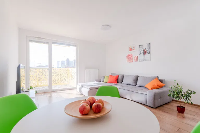 Koceľova, Ružinov - Bratislava II | Prenájom, Byt, 2-izbový, 60 m²